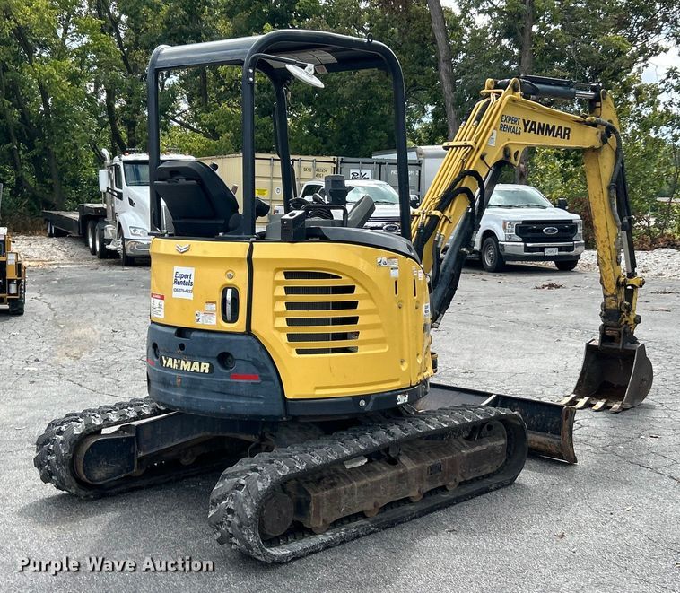 EXCAVADORA YANMAR VIO356A