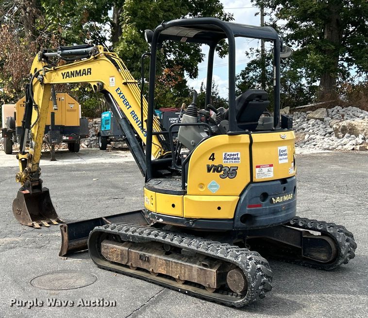 image for item ET3206 Yanmar VIO35-6A  mini excavator