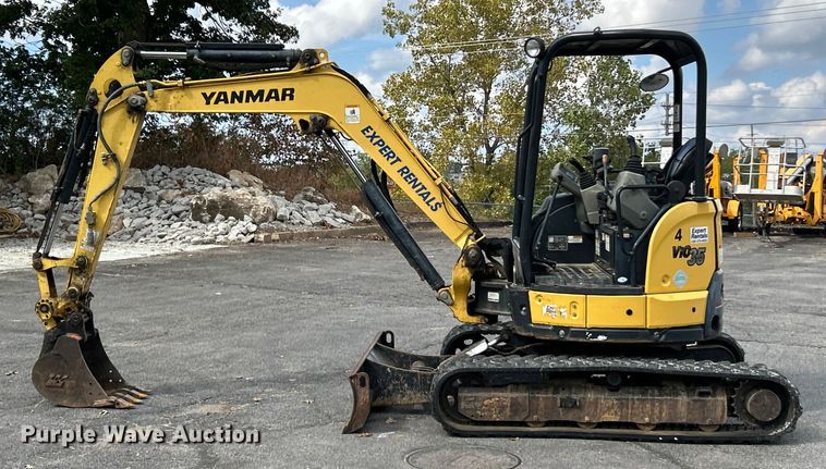 image for item ET3206 Yanmar VIO35-6A  mini excavator