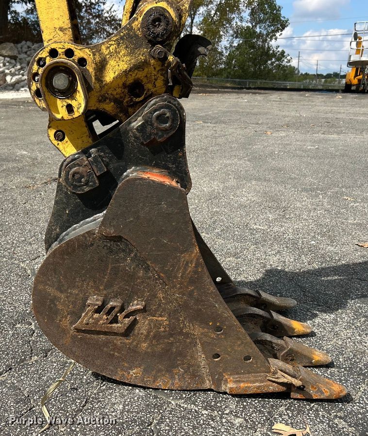 image for item ET3206 Yanmar VIO35-6A  mini excavator