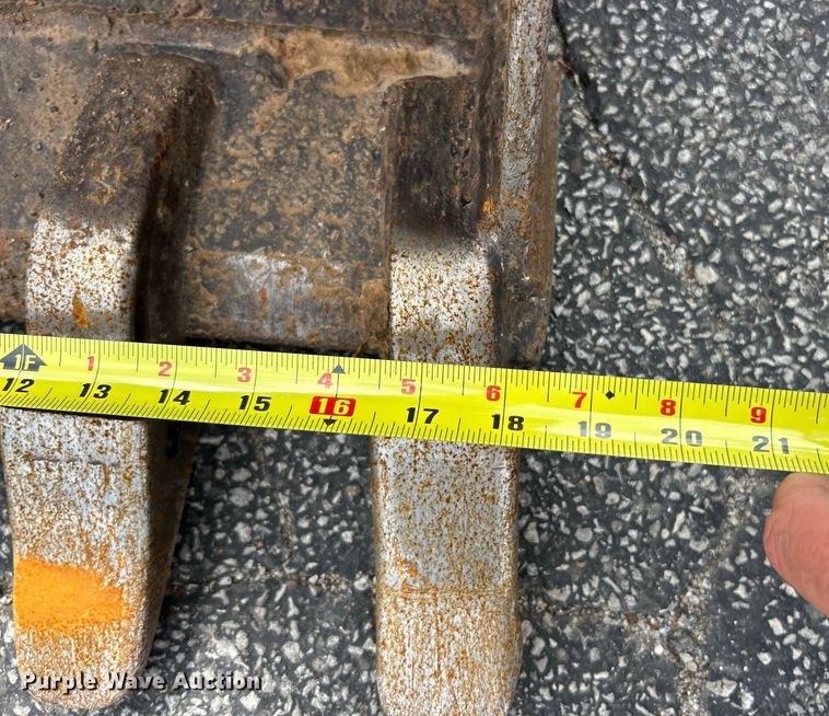 image for item ET3206 Yanmar VIO35-6A  mini excavator