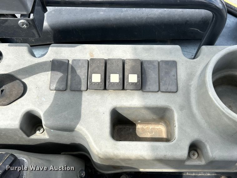 image for item ET3206 Yanmar VIO35-6A  mini excavator