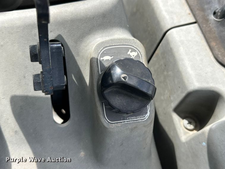 image for item ET3206 Yanmar VIO35-6A  mini excavator