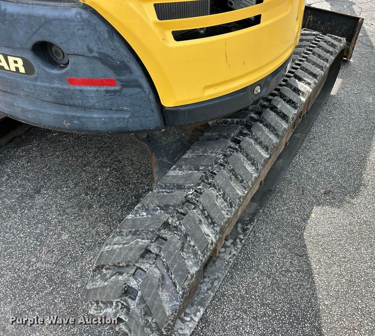 image for item ET3206 Yanmar VIO35-6A  mini excavator