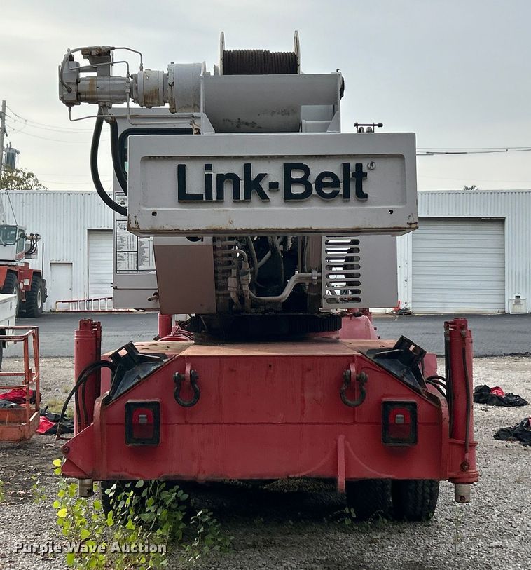 image for item ET3207 1984 Link-Belt HTC-814 crane