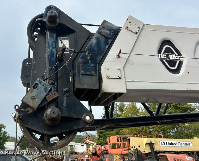 image for item ET3207 1984 Link-Belt HTC-814 crane