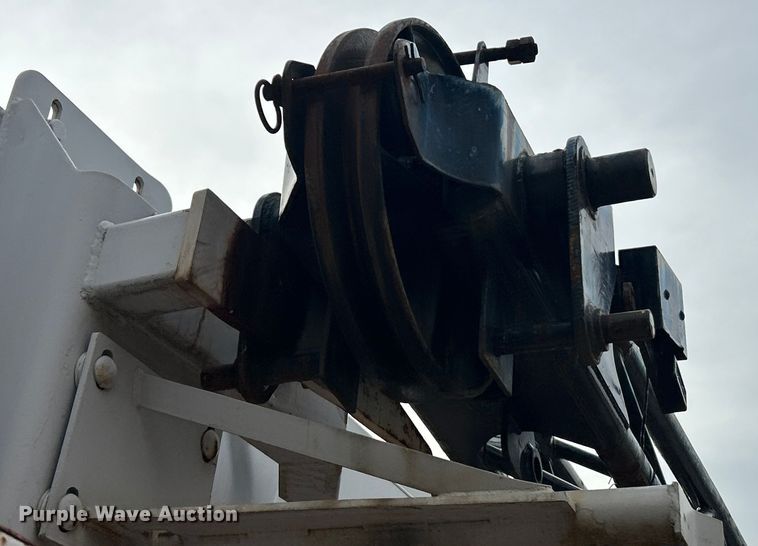 image for item ET3207 1984 Link-Belt HTC-814 crane