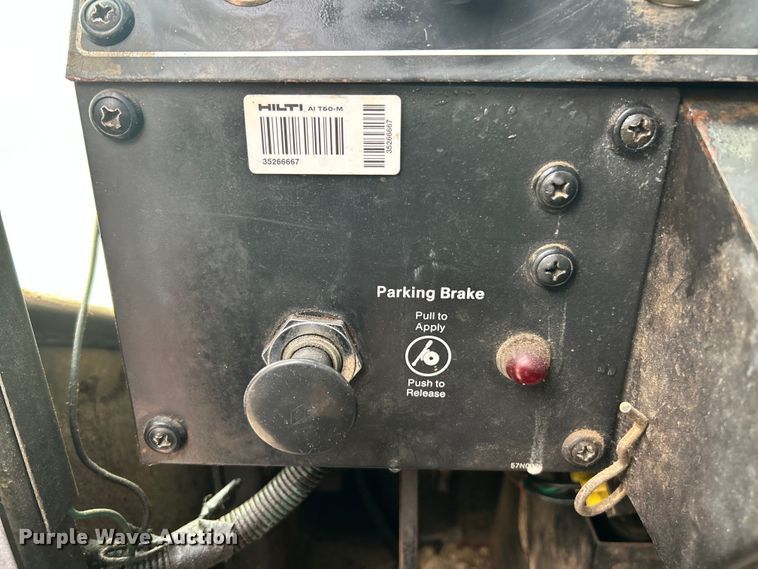 image for item ET3207 1984 Link-Belt HTC-814 crane