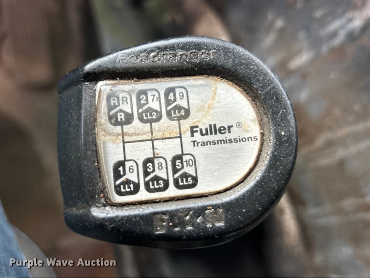 image for item ET3207 1984 Link-Belt HTC-814 crane