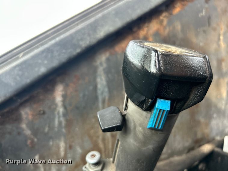 image for item ET3207 1984 Link-Belt HTC-814 crane