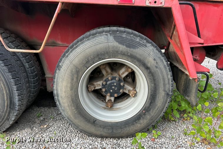 image for item ET3207 1984 Link-Belt HTC-814 crane