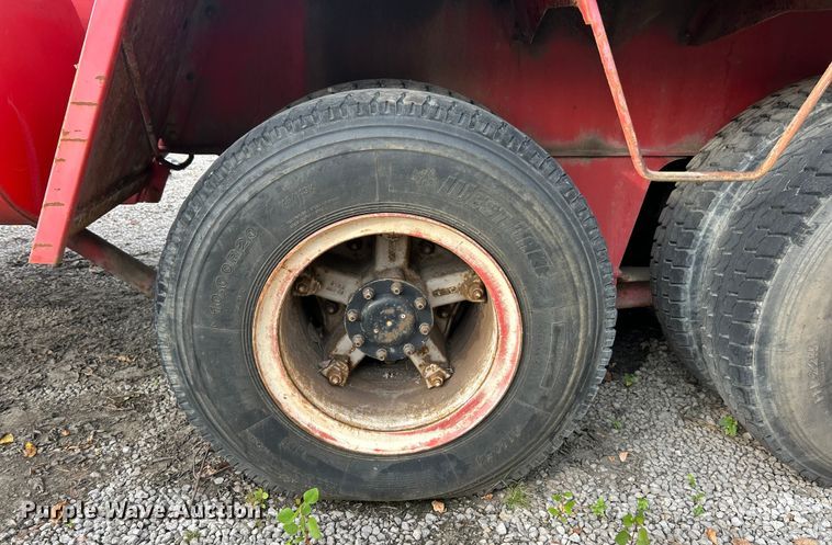 image for item ET3207 1984 Link-Belt HTC-814 crane