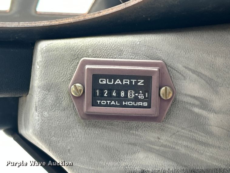 image for item ET3208 2005 Bobcat 463 skid steer loader