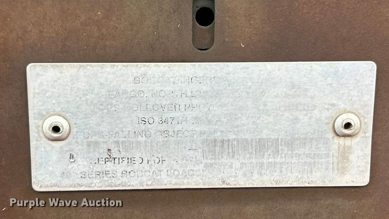 image for item ET3208 2005 Bobcat 463 skid steer loader