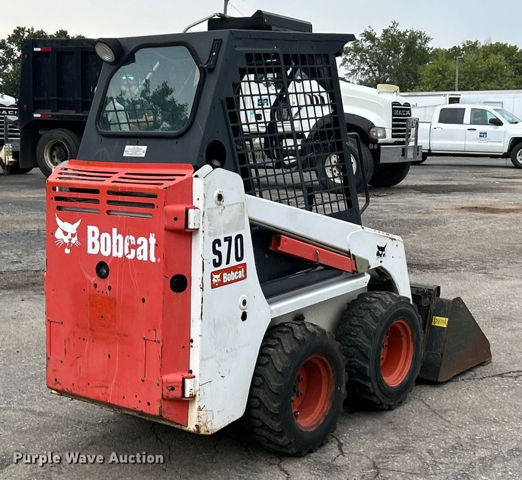 MINI CARGADOR SOBRE RUEDAS 2008 BOBCAT S70