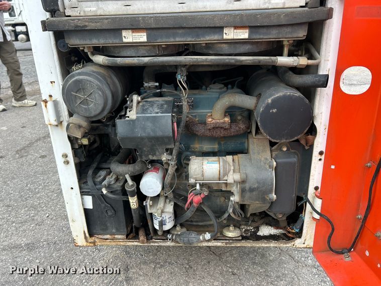 image for item ET3209 2008 Bobcat S70 skid steer loader