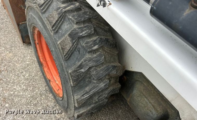 image for item ET3209 2008 Bobcat S70 skid steer loader