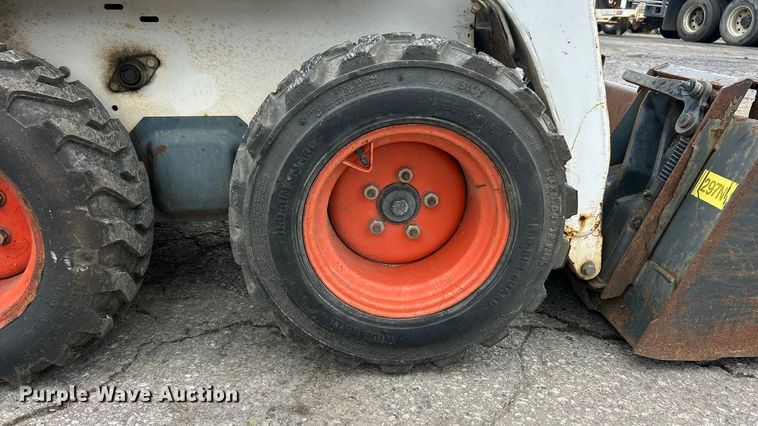 image for item ET3209 2008 Bobcat S70 skid steer loader