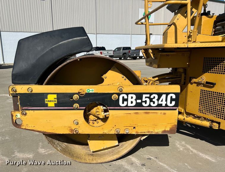 image for item ET3271 2001 Caterpillar CB-534C double drum vibratory roller