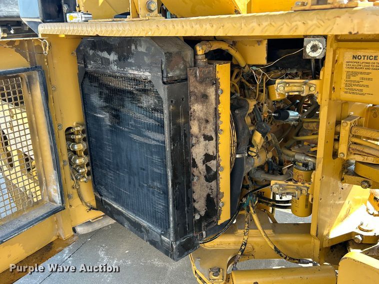 image for item ET3271 2001 Caterpillar CB-534C double drum vibratory roller