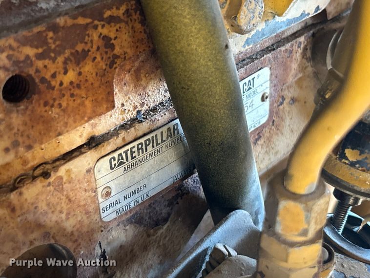 image for item ET3271 2001 Caterpillar CB-534C double drum vibratory roller