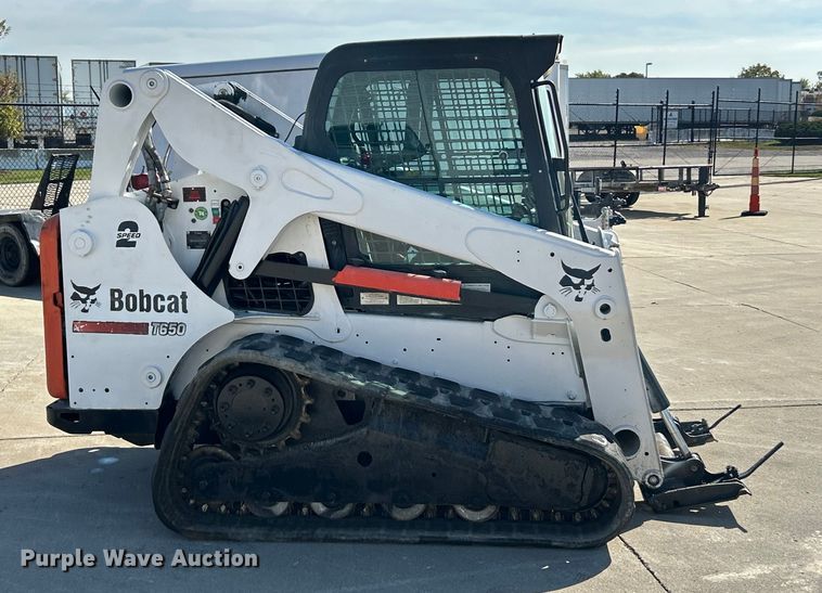 image for item ET3272 2014 Bobcat T650 tracked skid steer loader