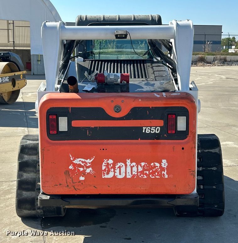 image for item ET3272 2014 Bobcat T650 tracked skid steer loader