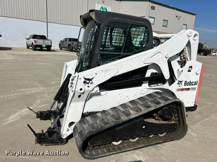 image for item ET3272 2014 Bobcat T650 tracked skid steer loader