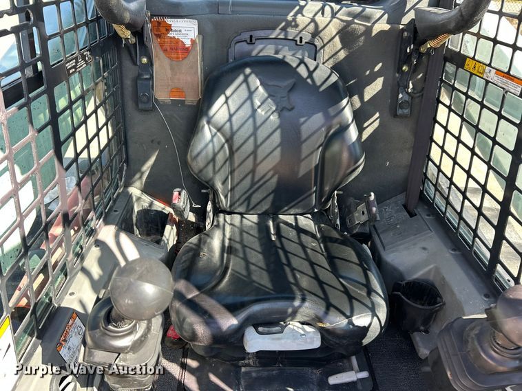 image for item ET3272 2014 Bobcat T650 tracked skid steer loader