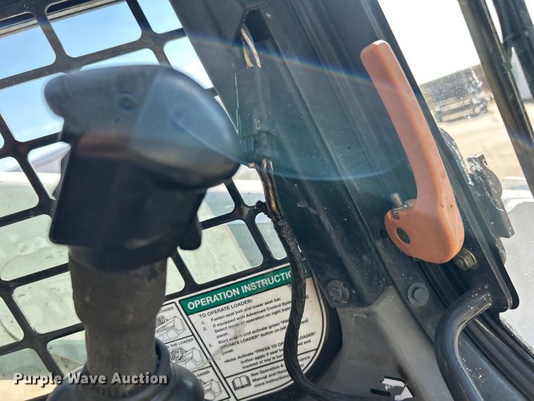 image for item ET3272 2014 Bobcat T650 tracked skid steer loader