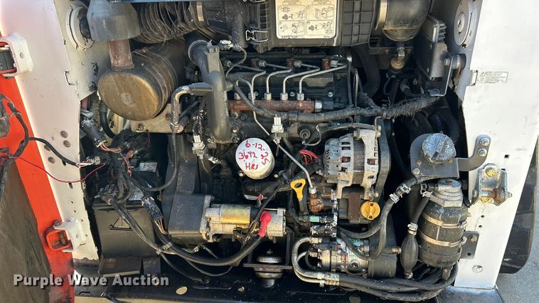 image for item ET3272 2014 Bobcat T650 tracked skid steer loader