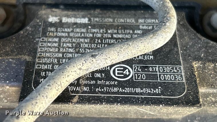 image for item ET3272 2014 Bobcat T650 tracked skid steer loader