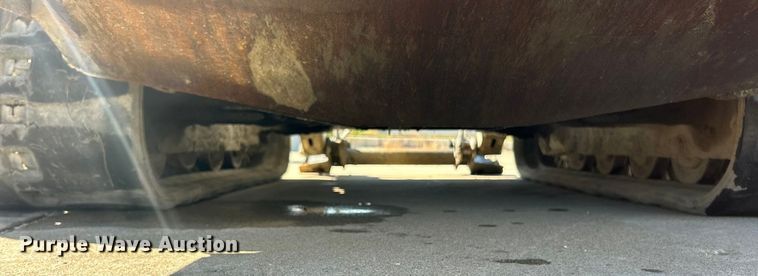 image for item ET3272 2014 Bobcat T650 tracked skid steer loader