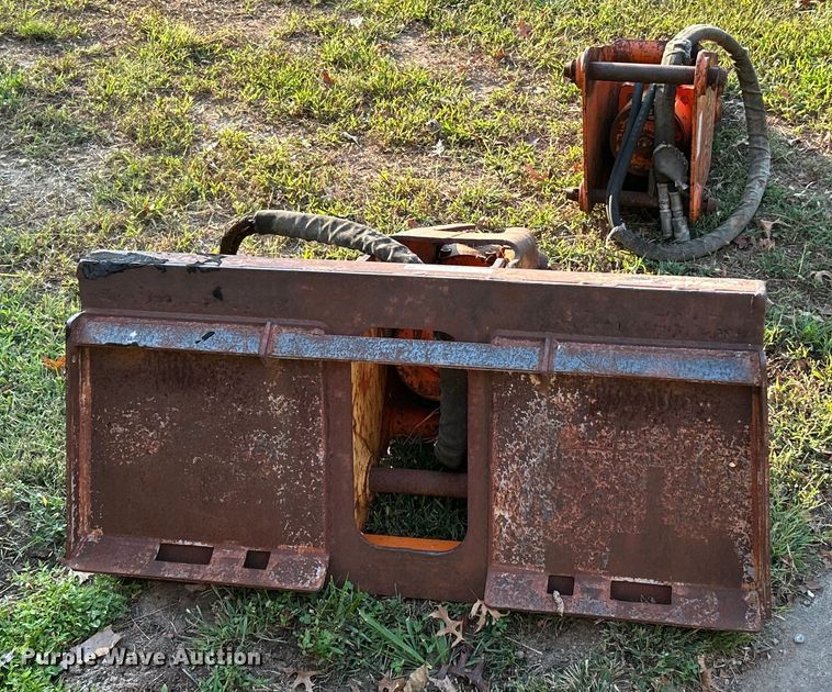 image for item ET3275 (2) Stanley MB-250 breakers 