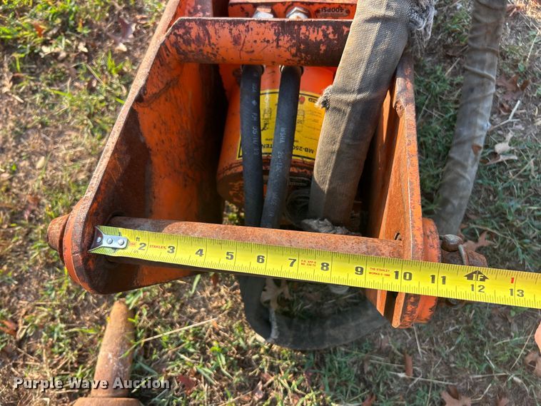 image for item ET3275 (2) Stanley MB-250 breakers 