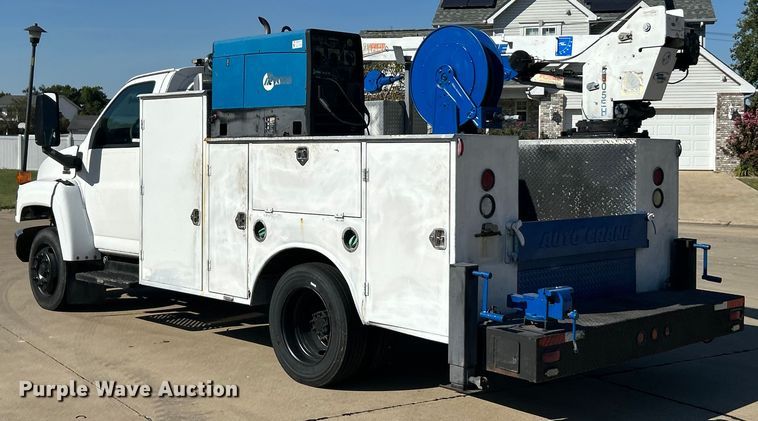 image for item ET3448 2004 GMC C5500 utility / service truck