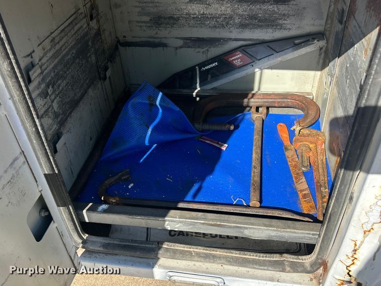 image for item ET3448 2004 GMC C5500 utility / service truck