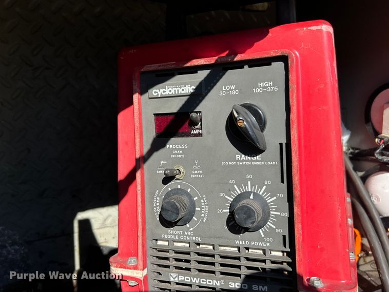 image for item ET3448 2004 GMC C5500 utility / service truck