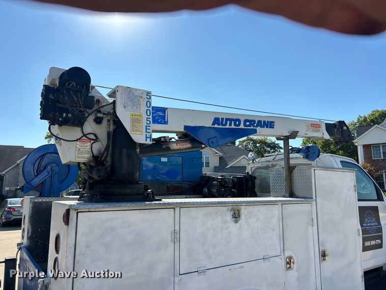 image for item ET3448 2004 GMC C5500 utility / service truck