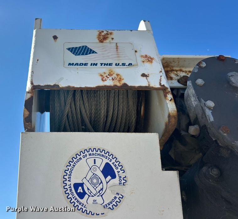 image for item ET3448 2004 GMC C5500 utility / service truck