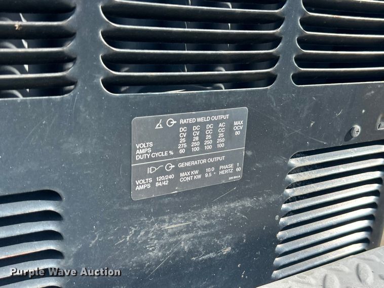 image for item ET3448 2004 GMC C5500 utility / service truck