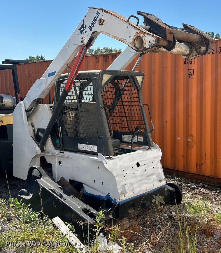 image for item ET3452 2005 Bobcat T250 tracked skid steer loader