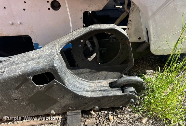 image for item ET3452 2005 Bobcat T250 tracked skid steer loader