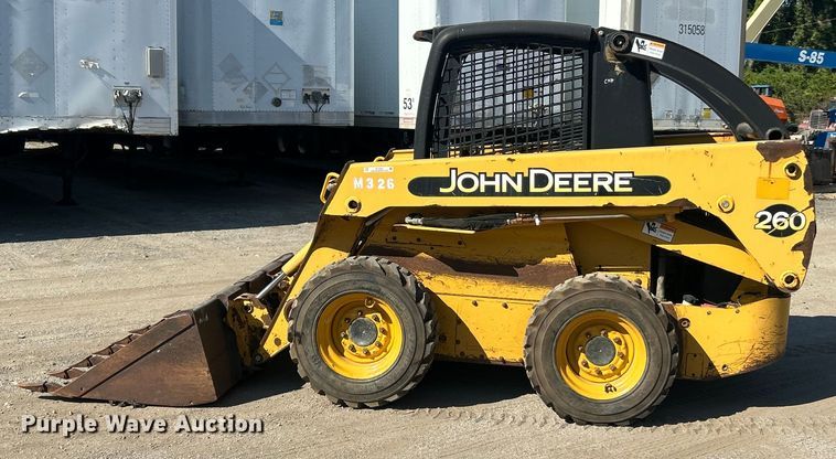 image for item ET3453 2003 John Deere 260  skid steer loader