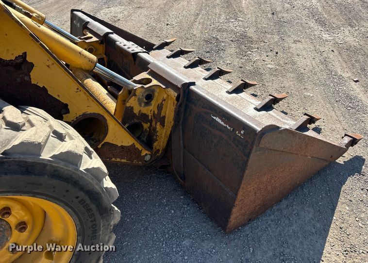 image for item ET3453 2003 John Deere 260  skid steer loader