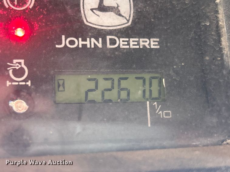 image for item ET3453 2003 John Deere 260  skid steer loader