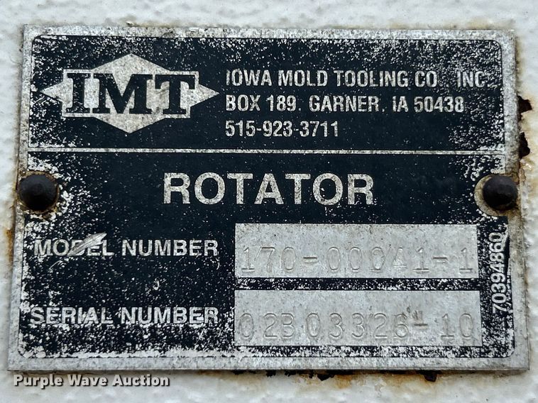 image for item ET3467 2003 Peterbilt 330 utility / service truck