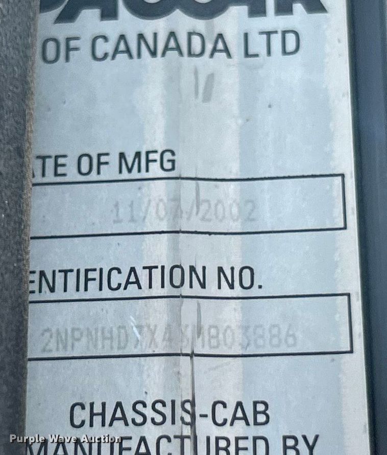 image for item ET3467 2003 Peterbilt 330 utility / service truck