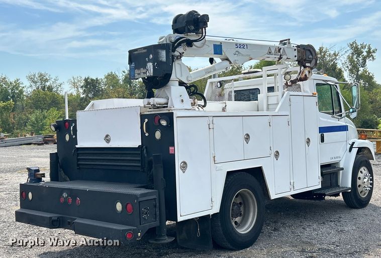 image for item ET3468 2002 Freightliner FL60 utility / service truck