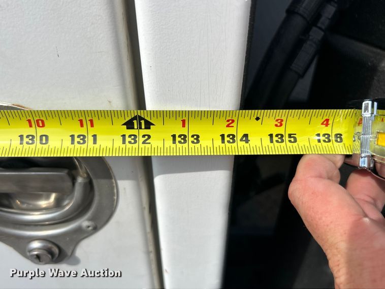 image for item ET3468 2002 Freightliner FL60 utility / service truck